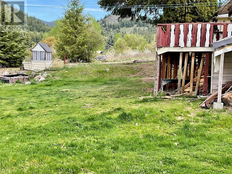 221 Everette Avenue, Greenwood, BC, V0H 1J0 - 12