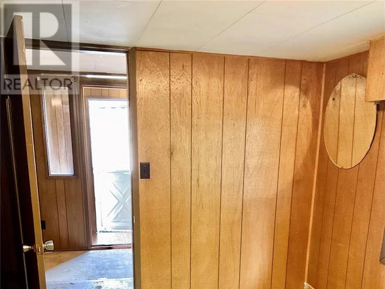 221 Everette Avenue, Greenwood, BC, V0H 1J0 - 24