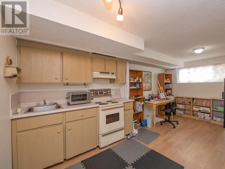 6627 Longacre Drive, Vernon, BC, V1H 1H9 - 23