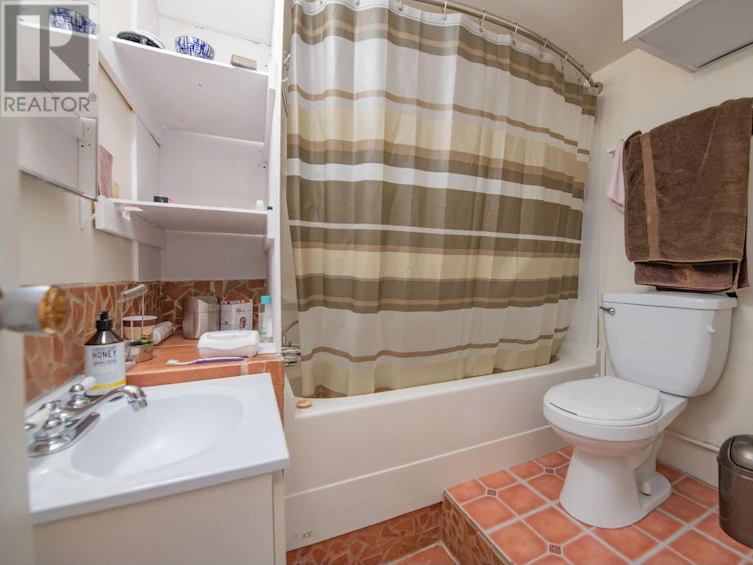 6627 Longacre Drive, Vernon, BC, V1H 1H9 - 22