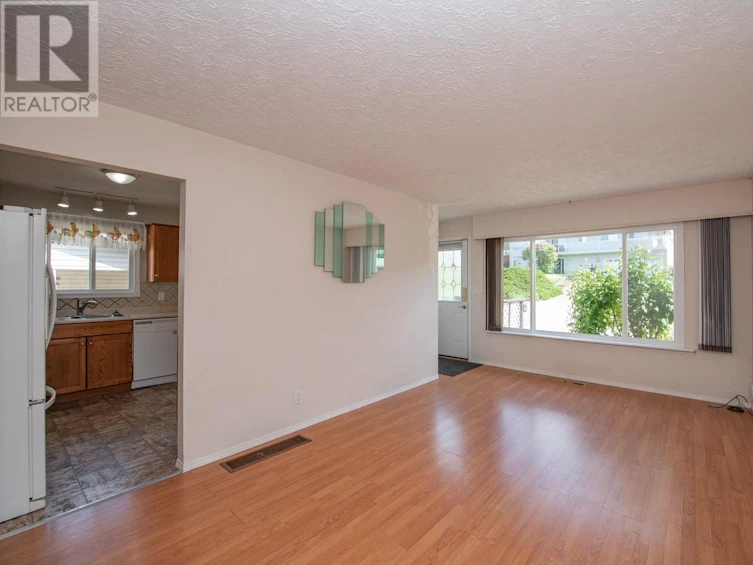 6627 Longacre Drive, Vernon, BC, V1H 1H9 - 36