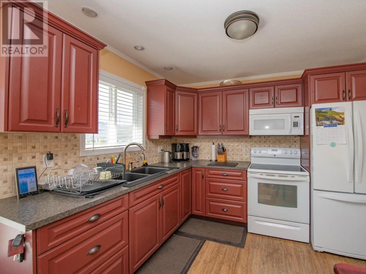 6627 Longacre Drive, Vernon, BC, V1H 1H9 - 13