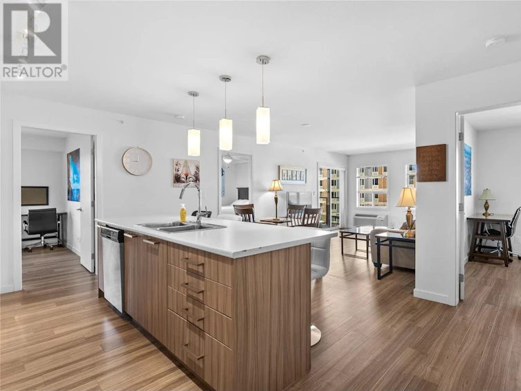 PH6-881 Academy Way, Kelowna, BC, V1V 0A2 - 13