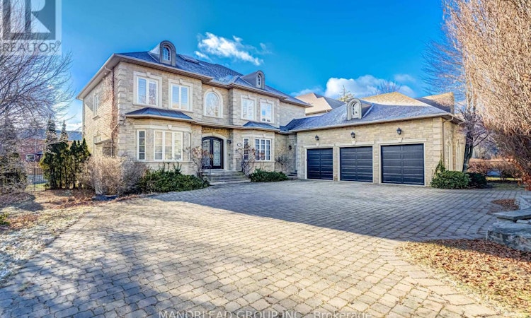 87 Arnold Avenue