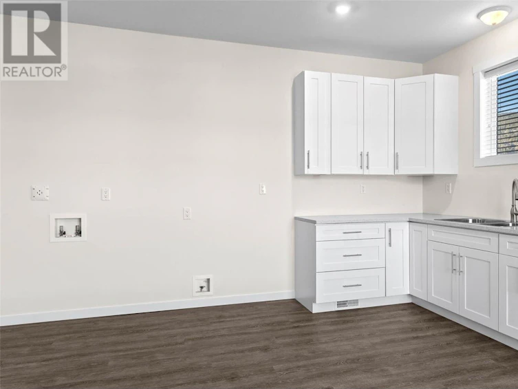 1613 Canford Avenue, Merritt, BC, V1K 1R6 - 25