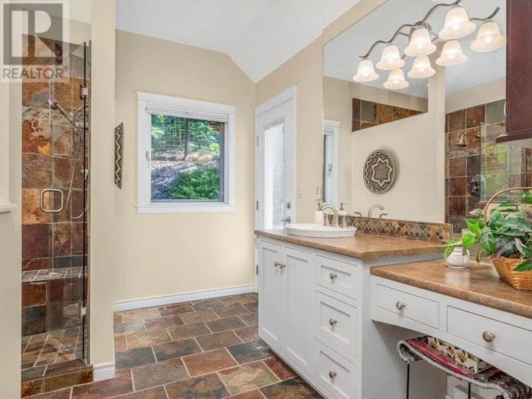 9722 Cameron Road, Vernon, BC, V1H 1K9 - 19