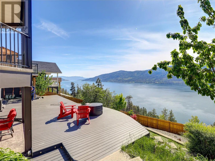 10340 Nighthawk Road, Lake Country, BC, V4V 2K7