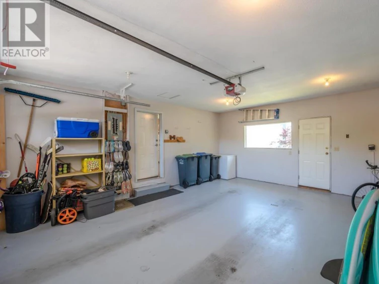 7982 South Victoria Road, Summerland, BC, V0H 1Z2 - 34