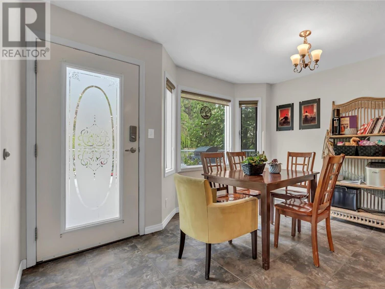 7982 South Victoria Road, Summerland, BC, V0H 1Z2 - 9
