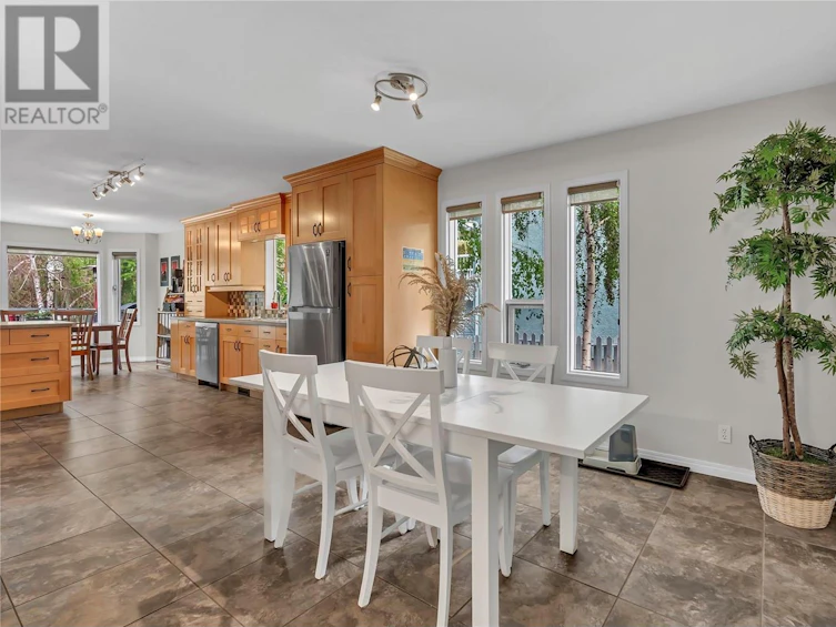 7982 South Victoria Road, Summerland, BC, V0H 1Z2 - 8