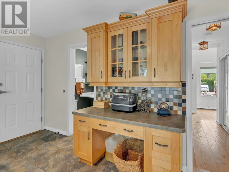 7982 South Victoria Road, Summerland, BC, V0H 1Z2 - 6