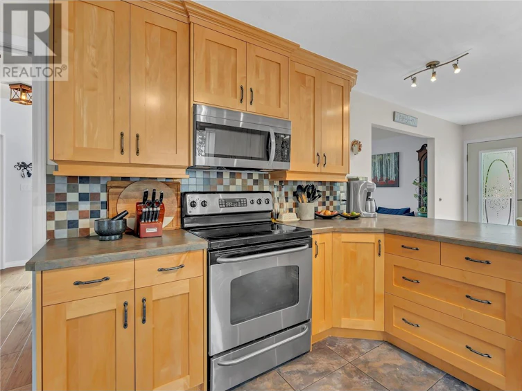 7982 South Victoria Road, Summerland, BC, V0H 1Z2 - 4
