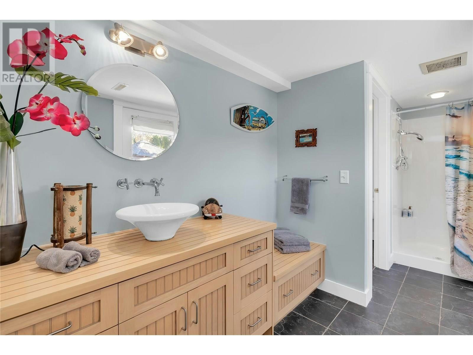 863 Coronado Crescent, Kelowna, BC, V1W 2K3 - 37