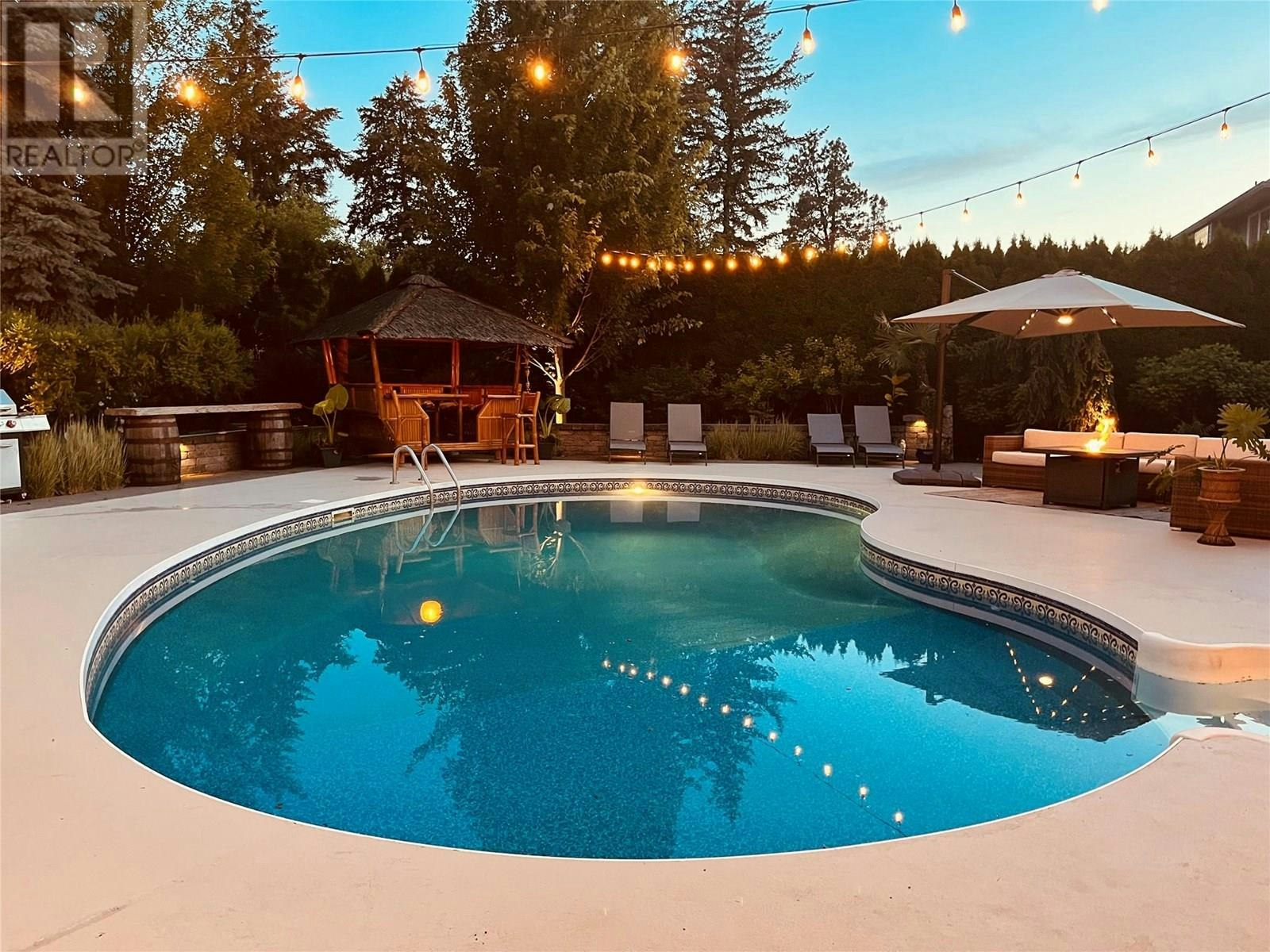 863 Coronado Crescent, Kelowna, BC, V1W 2K3