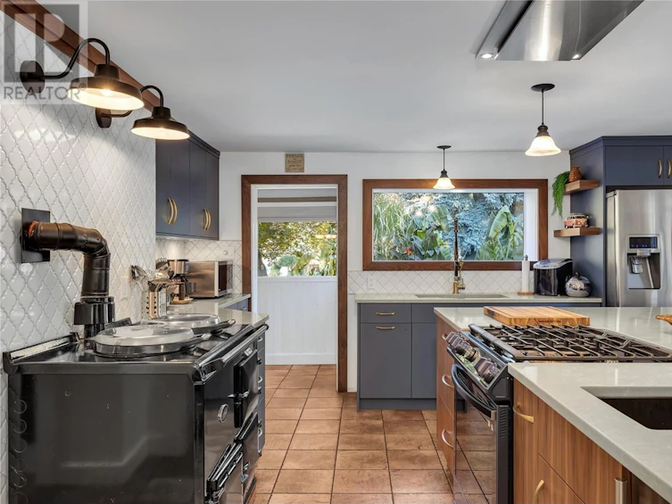 863 Coronado Crescent, Kelowna, BC, V1W 2K3 - 11
