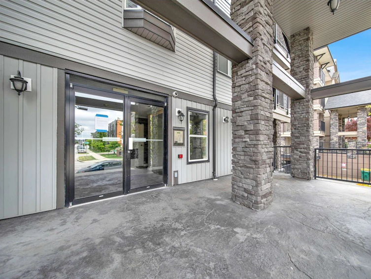 306-5474 198, Langley, BC, V3A 1G2 - 22