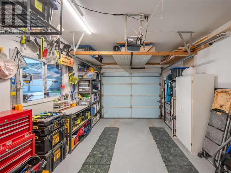 24-3096 South Main Street, Penticton, BC, V2A 8C2 - 37
