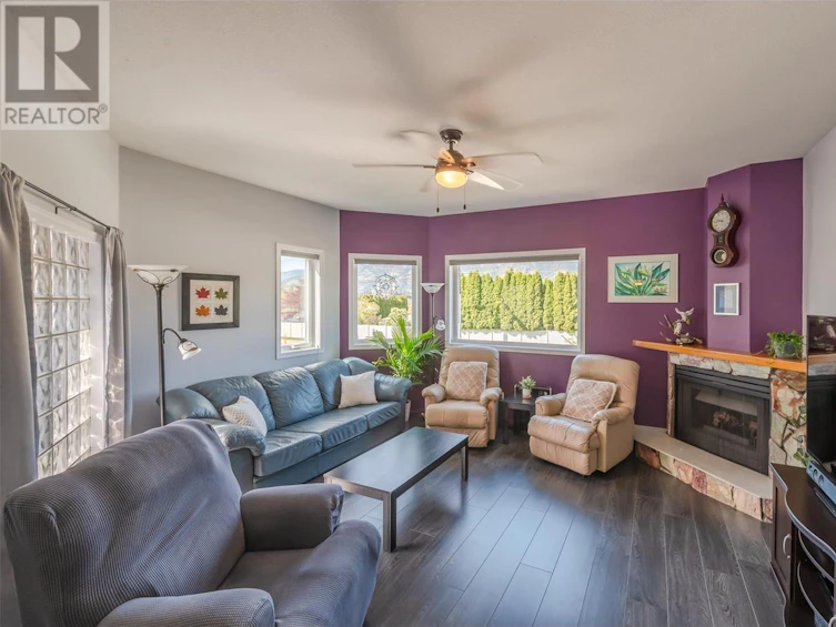 24-3096 South Main Street, Penticton, BC, V2A 8C2