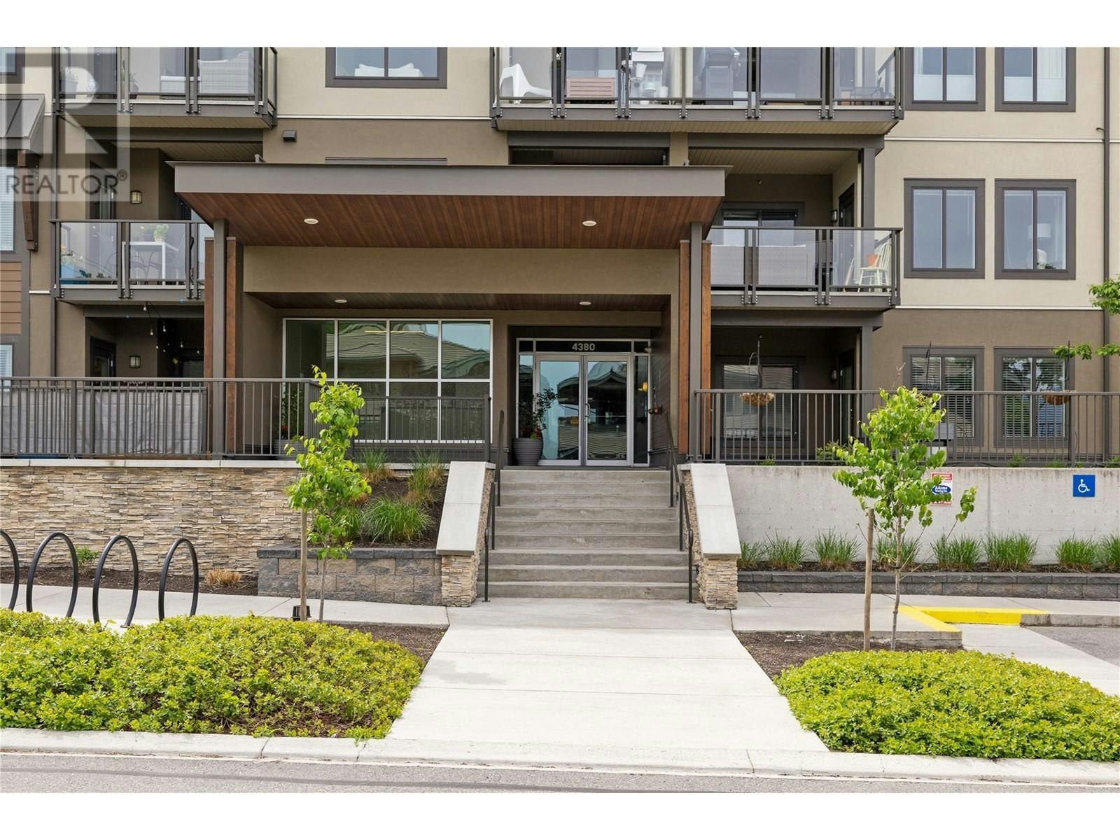 121-4380 Lakeshore Road, Kelowna, BC, V1W 5N3 - 40
