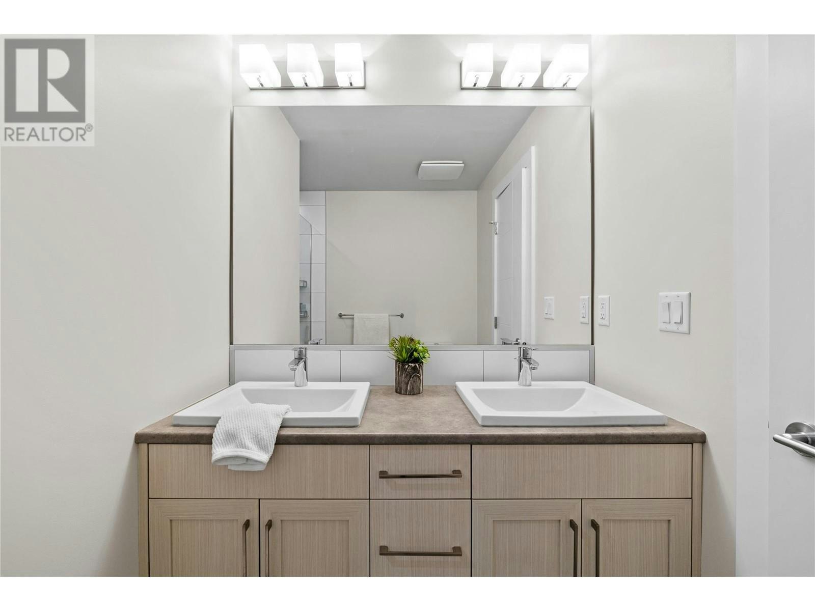 121-4380 Lakeshore Road, Kelowna, BC, V1W 5N3 - 20