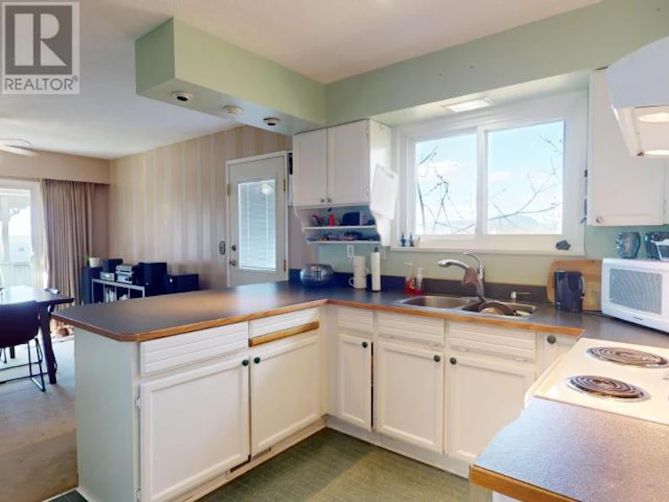 7105 Hazelton Street, Powell River, BC, V8A 1P7 - 20