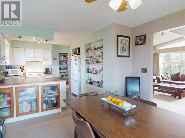 7105 Hazelton Street, Powell River, BC, V8A 1P7 - 18