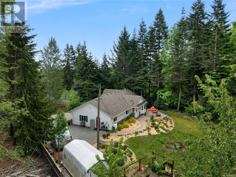 182/184 Tern Road, Lake Cowichan, BC, V0R 2G0 - 2