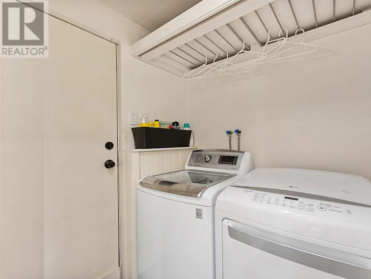 2165 Paly Road, Kelowna, BC, V1V 2B9 - 24