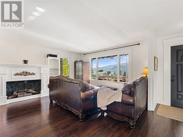 2165 Paly Road, Kelowna, BC, V1V 2B9 - 8