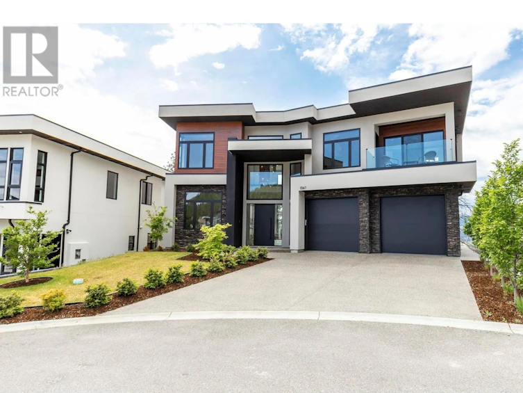1561 Cabernet Court, West Kelowna, BC, V4T 3B5 - 4