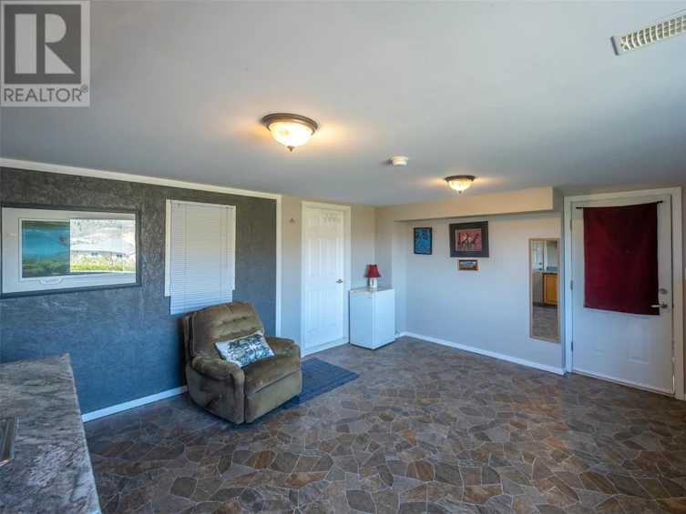 5614 Yarrow Street, Oliver, BC, V0H 1T9 - 57