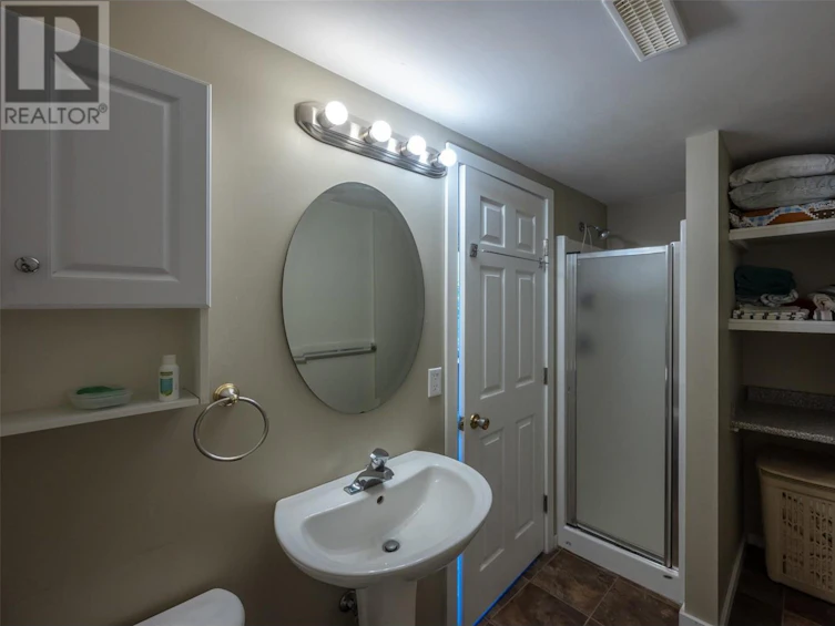 5614 Yarrow Street, Oliver, BC, V0H 1T9 - 58