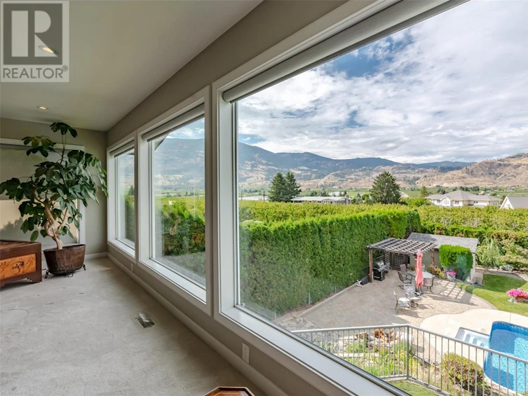 5614 Yarrow Street, Oliver, BC, V0H 1T9 - 9