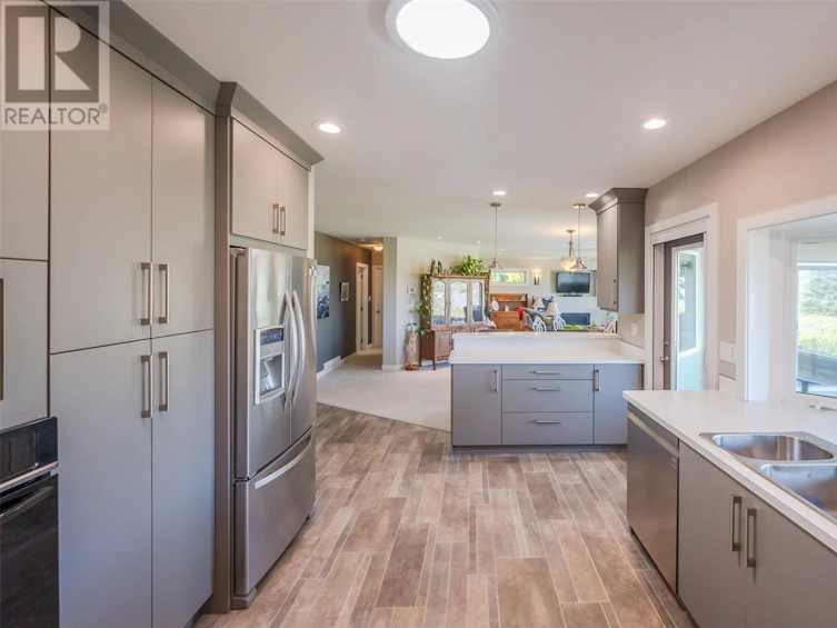 5614 Yarrow Street, Oliver, BC, V0H 1T9 - 24