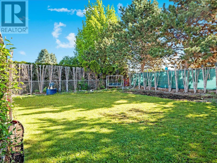 375 Houghton Court, Kelowna, BC, V1X 7C7 - 37