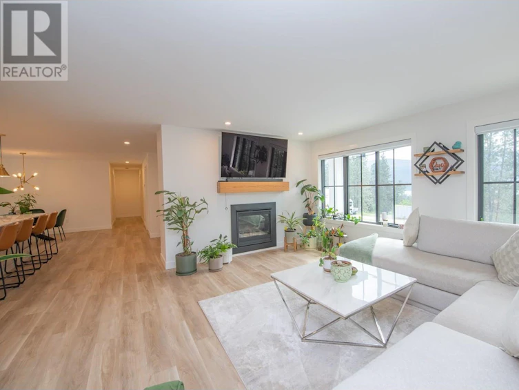 16515 Commonage Road, Lake Country, BC, V4V 1B3 - 4