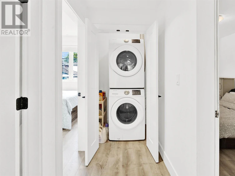2743 Duke Street, Vancouver, BC, V5R 4S8 - 24