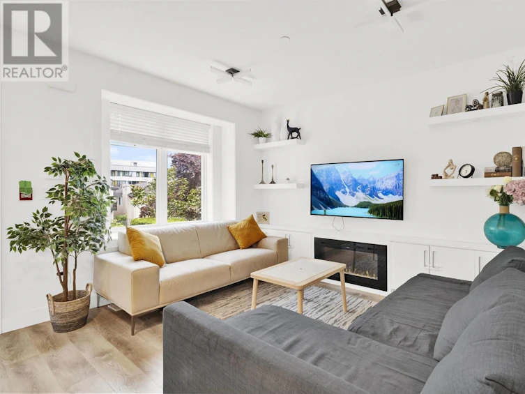 2743 Duke Street, Vancouver, BC, V5R 4S8 - 13