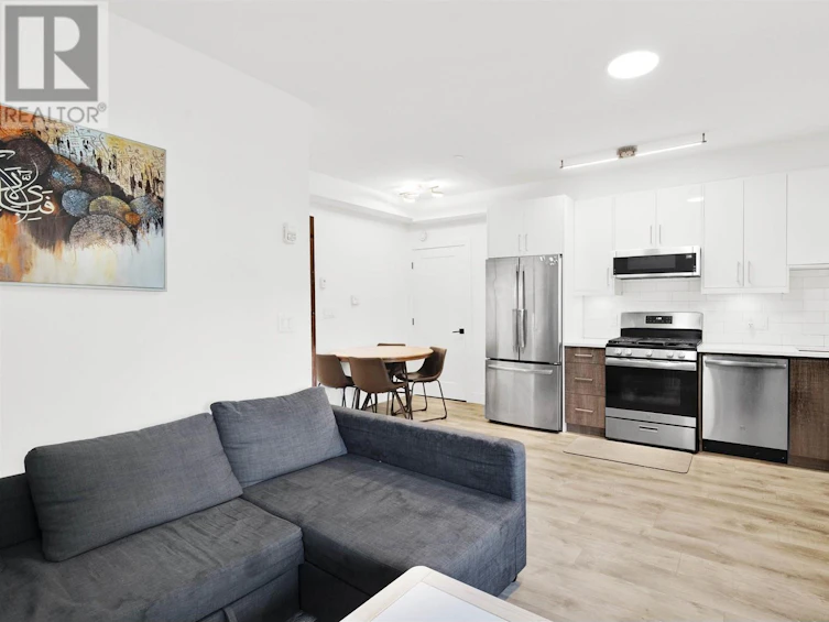 2743 Duke Street, Vancouver, BC, V5R 4S8 - 11