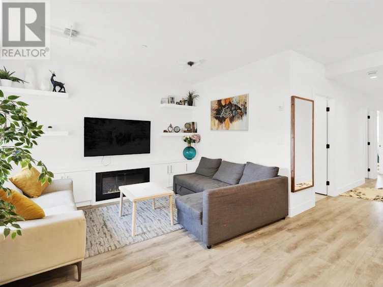 2743 Duke Street, Vancouver, BC, V5R 4S8 - 6