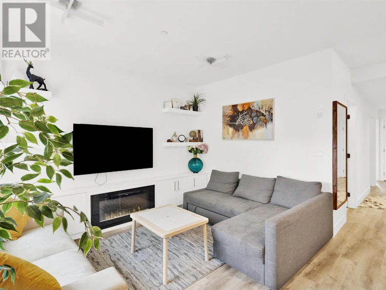 2743 Duke Street, Vancouver, BC, V5R 4S8 - 7