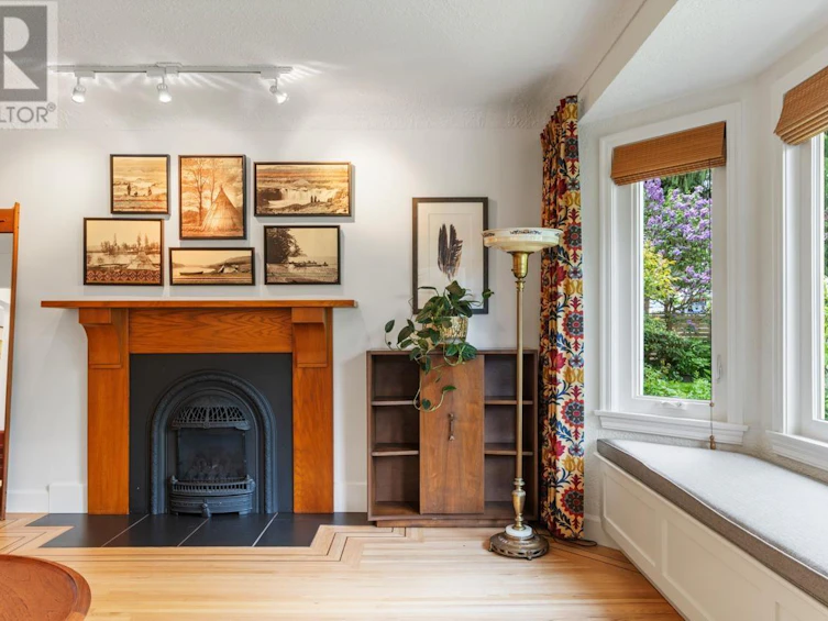 1132 Rossland Street, Vancouver, BC, V5K 4A1 - 3