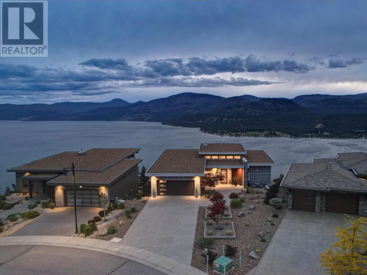 8900 Hampshire Crescent, Vernon, BC, V1H 2K9 - 2
