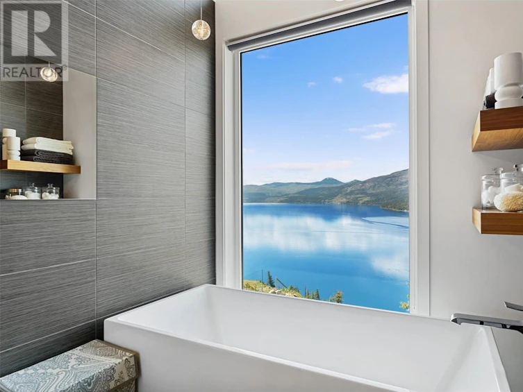 8900 Hampshire Crescent, Vernon, BC, V1H 2K9 - 36