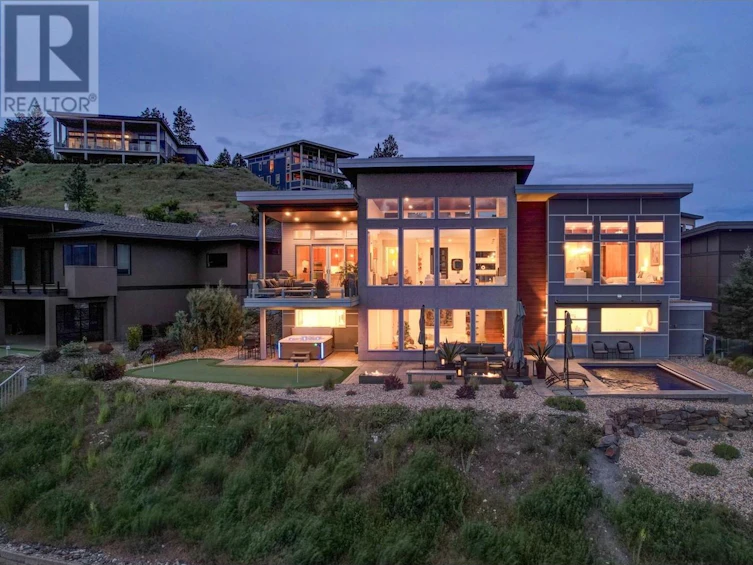 8900 Hampshire Crescent, Vernon, BC, V1H 2K9