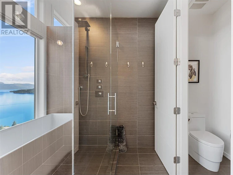 8900 Hampshire Crescent, Vernon, BC, V1H 2K9 - 35