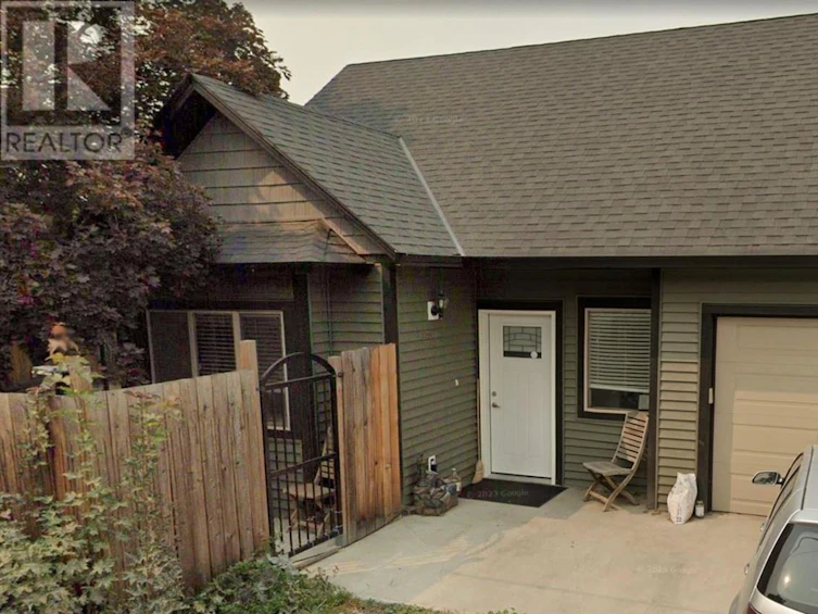 2261 Burnett Street, Kelowna, BC, V1Y 2T7 - 4