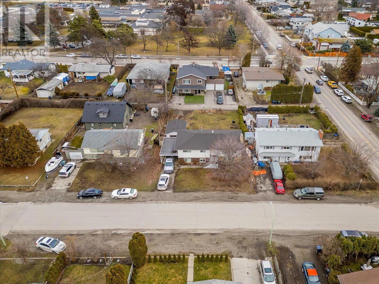 2261 Burnett Street, Kelowna, BC, V1Y 2T7 - 5