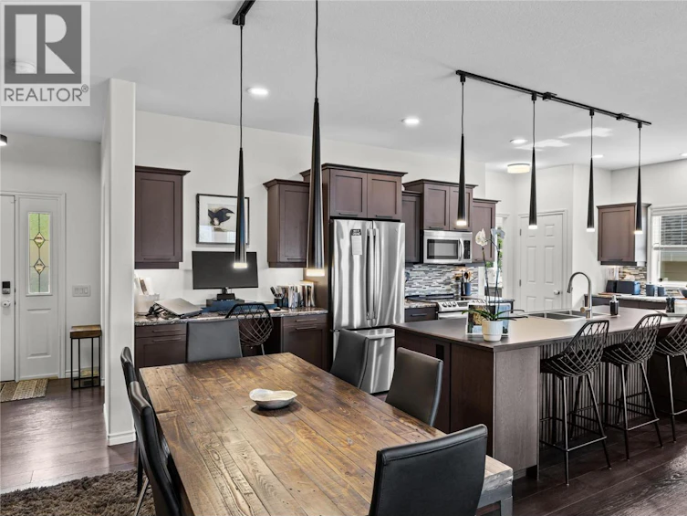 355 Mccarren Avenue, Kelowna, BC, V1W 4W3 - 9
