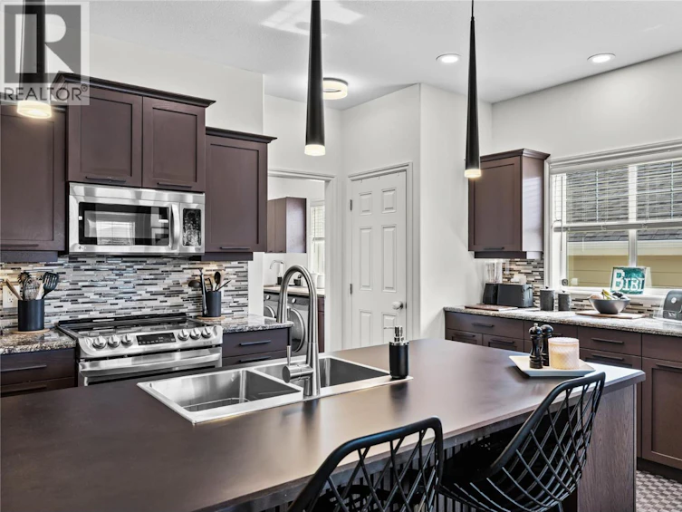 355 Mccarren Avenue, Kelowna, BC, V1W 4W3 - 7